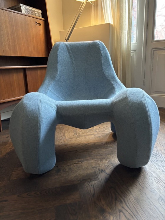 Image 1 of Max Jungblut - Club 112 Light Blue Divina MD 731 par Kvadrat