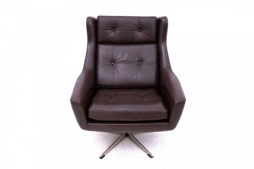 Danish "Siesta" Armchair, Erhardsen and Andersen, Denmark.