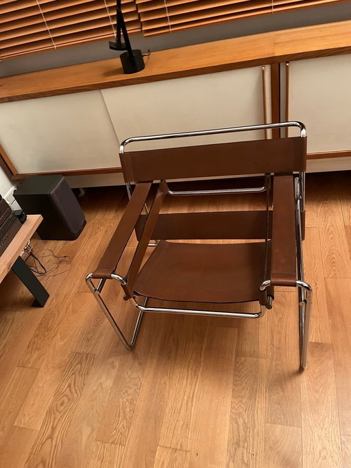 1 Wassily armchair by Marcel Breuer, 1960, for Gavina, Italy