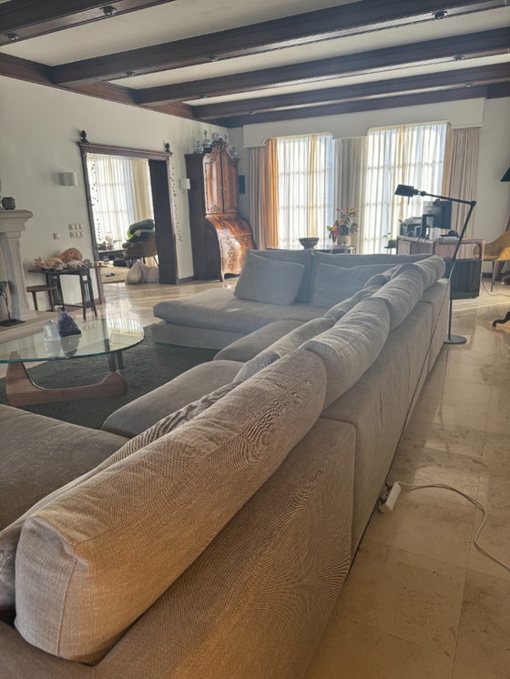 Image 1 of Linteloo bank met lounge-gedeelte