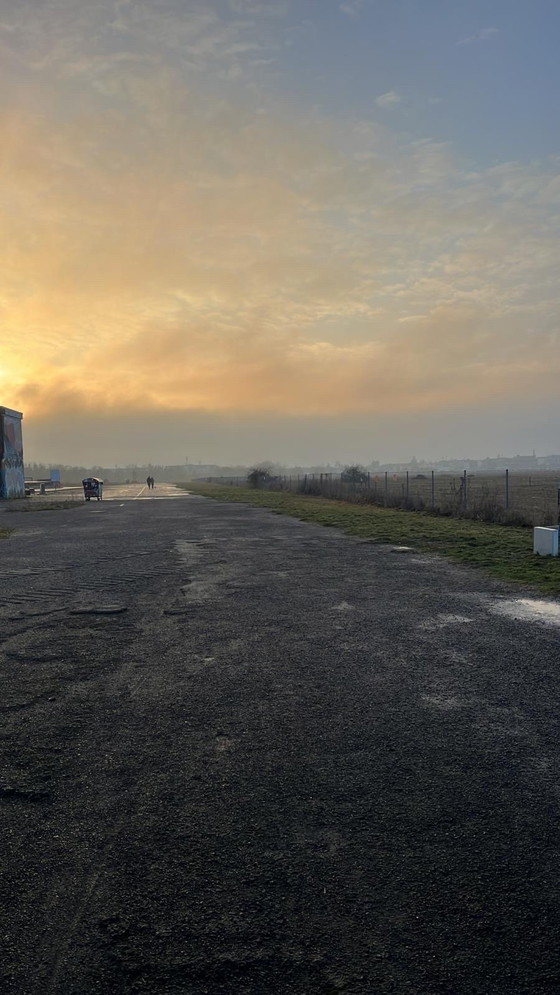 Image 1 of Niels Otto Möller Modèle 77