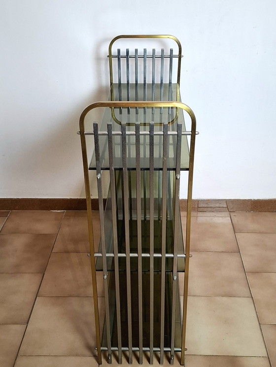 Image 1 of Italian shelf in chromed metal, brass and glass. 1970s.