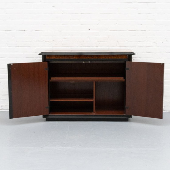 Image 1 of Buffet en bois de racine italien des années 1980