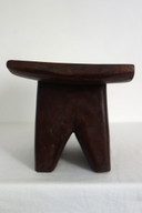 Piccolo sgabello africano vintage