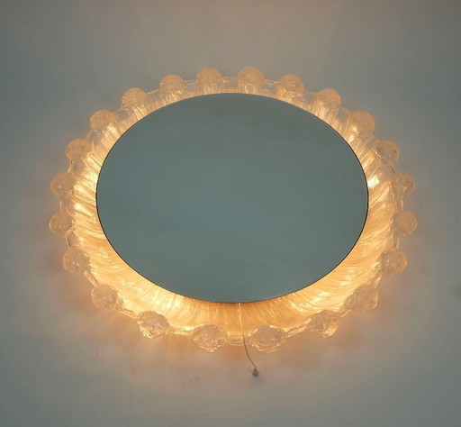 Verlichte wandspiegel van Schöninger met acryl frame en ijsglasdecoratie, jaren 60/70.