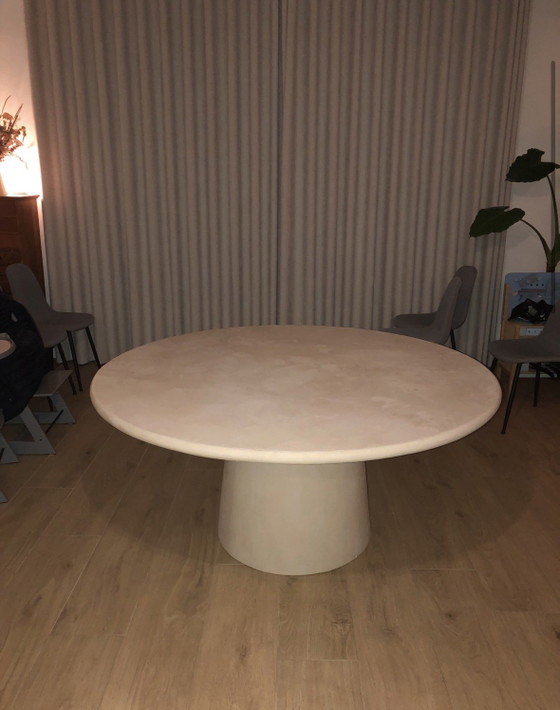 Image 1 of Mesa de comedor Mortex