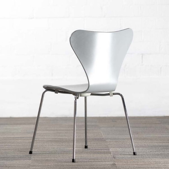 Image 1 of Fritz Hansen Serie 7 Schmetterlings-Empfangsstuhl