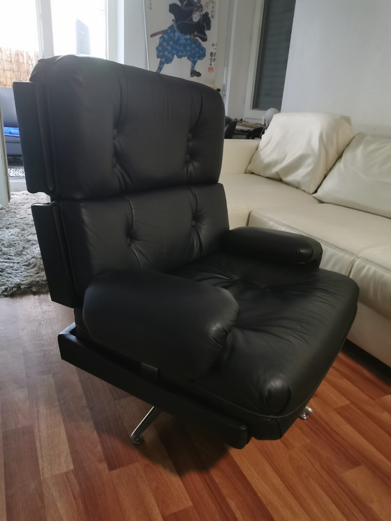 Image 1 of Loungestoel Kohinoor Howard Keith