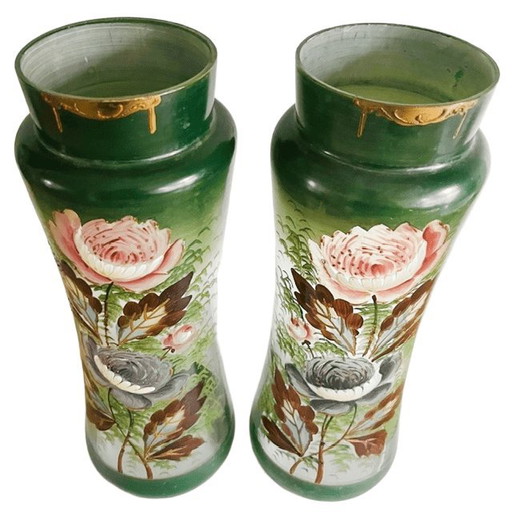 Set Antieke Victoriaanse Art Nouveau Vergulde Gouden Handbeschilderde Bloemen Groen Glazen Vaas 33 cm 1900's