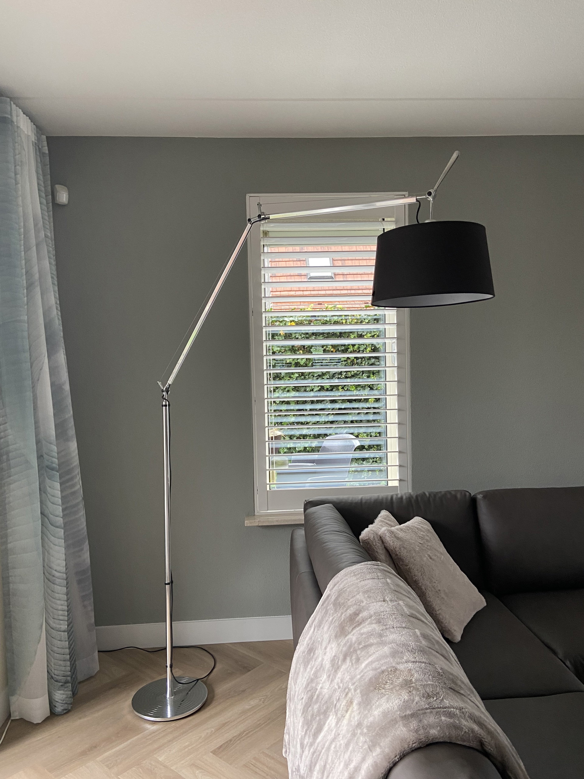 Artemide Floor lights | Whoppah Artemide Floor lights | Whoppah