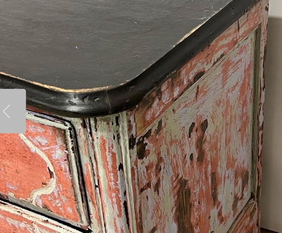 Image 1 of Commode Patinée