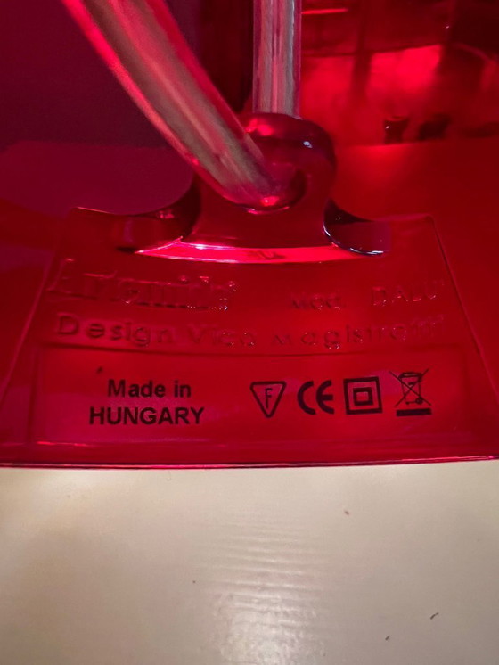 Image 1 of Vintage Artemide Dalù - Design Italiano - Rosso Trasparente