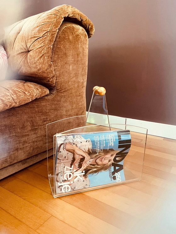 Image 1 of Design plexie reading tray