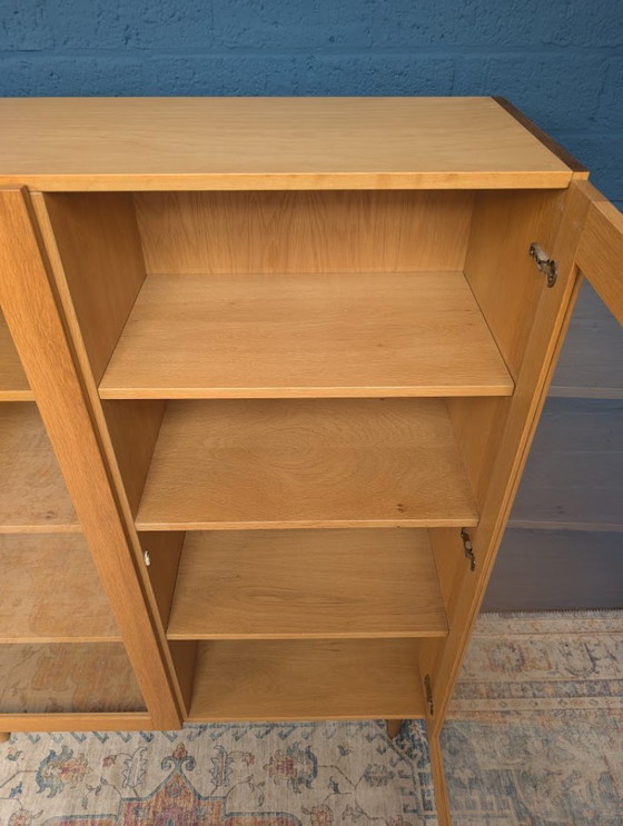 Image 1 of Vetrina vintage in rovere, design danese