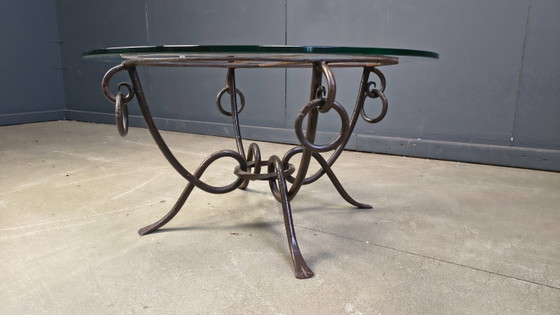 Image 1 of Smeedijzeren salontafel van René Drouet, jaren 1940.