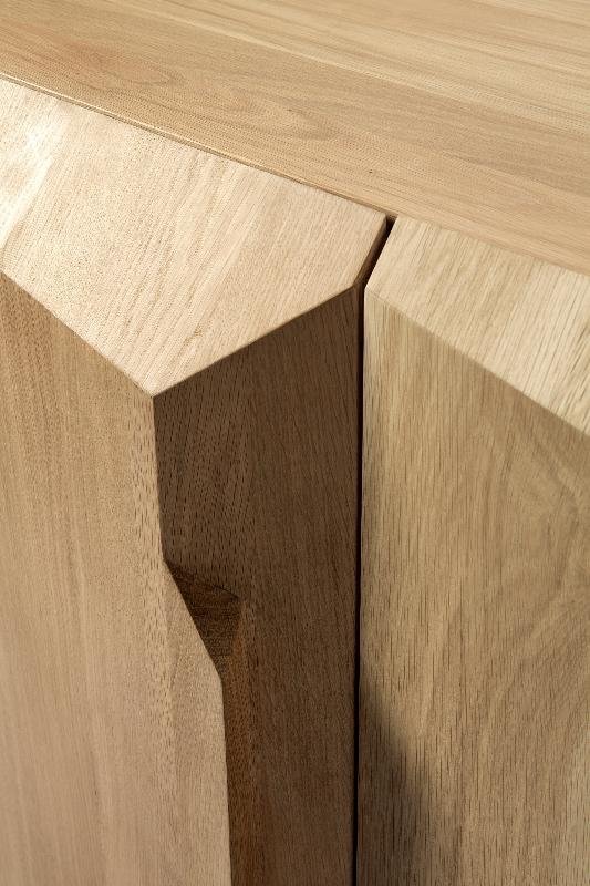 Image 1 of Ethnraft trapdressoir 4 deurs 