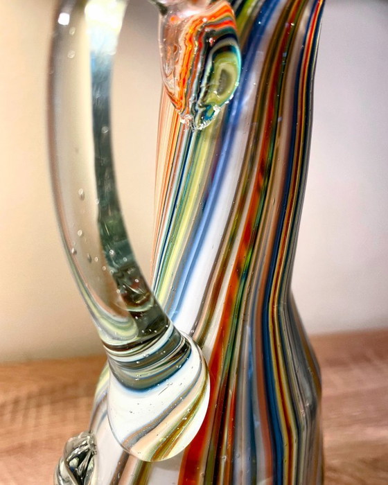 Image 1 of Karafset van Murano-glas met 6 kopjes – Kleurrijke kunstglazen kan – Vintage Italiaanse stijl