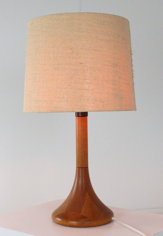 Image 1 of Lampe de table en bois Dyrlund XL vintage danois
