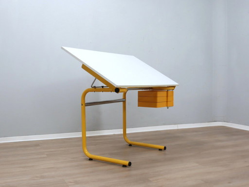Joe Colombo (attr.) bureau réglable jaune BIEFFEPLAST 1960s