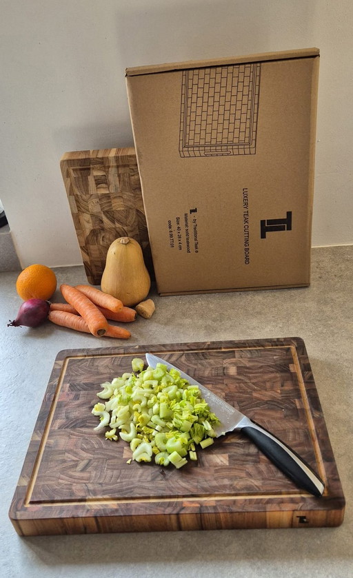 Tagliere di lusso in teak *Nuovo*