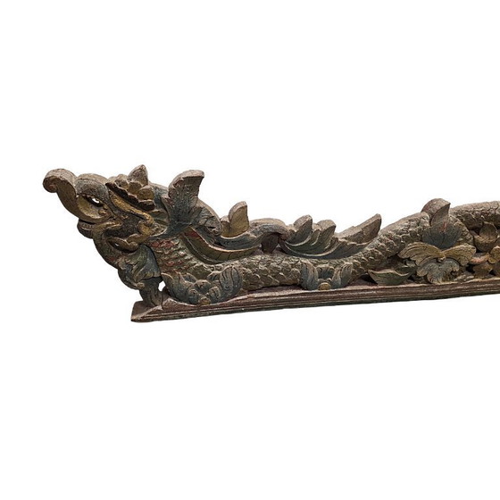 Image 1 of Antigua talla de madera indonesia con dragones, primera mitad del siglo XX.