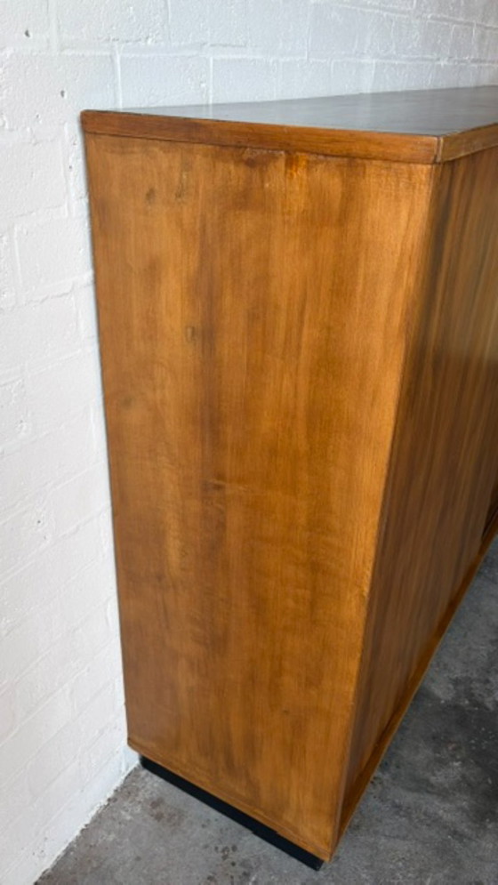 Buffet/armoire d'écolier vintage milieu du siècle (XL), armoire à portes coulissantes – Buffet bas, Wood (photo 12 of 18)