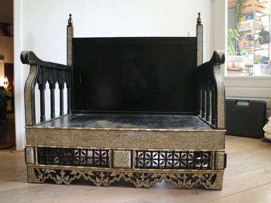 Image 1 of Poltrona moresca vintage (Marocco) - Realizzata a mano negli anni '80