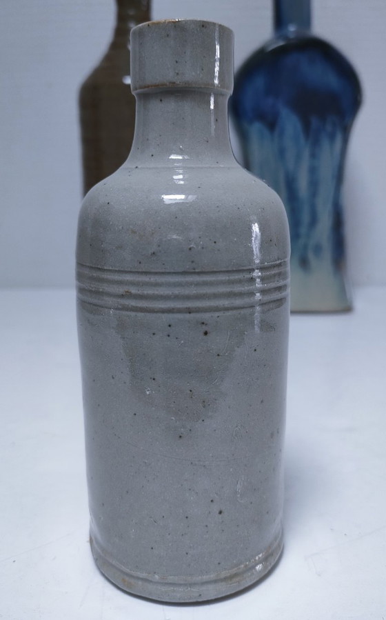 Image 1 of tre vasi vintage in ceramica a forma di bocciolo