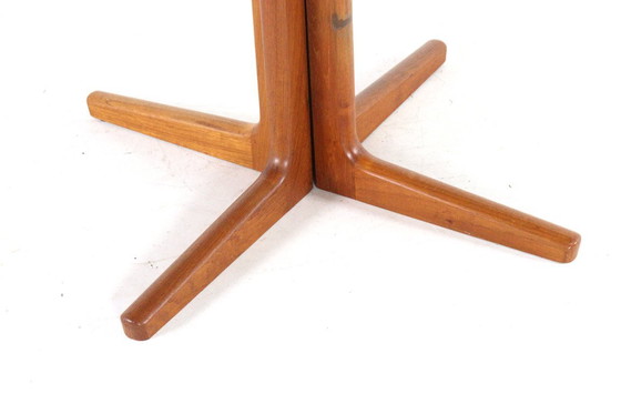 Image 1 of Vejle round 2x extendable dining table vintage Danish