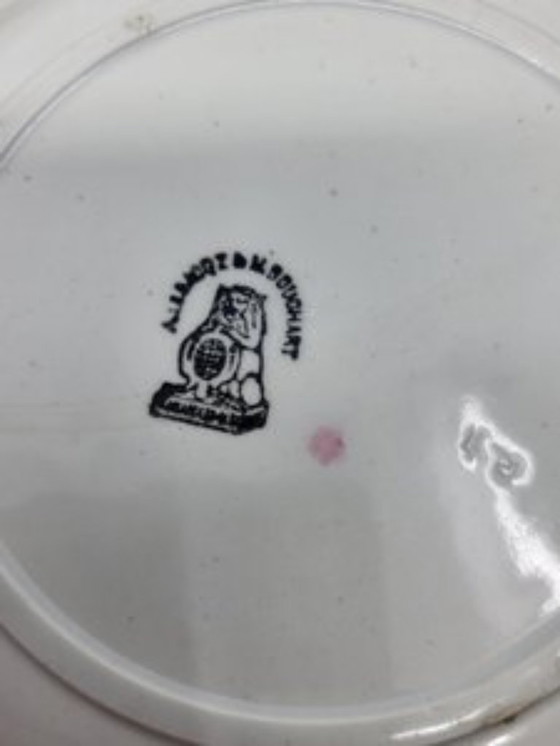 Image 1 of Saint Amand Rois Reines Favorites de France Earthenware Plates Set of 12