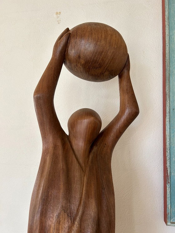'Atlas' mit dem Globus, eigen werk, Dekorative Objekte, Holz, Beige, Modern (Foto 2 von 13)