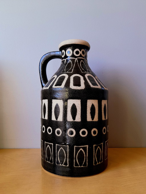 Ceramic pitcher or vase
