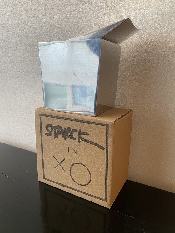 Image 1 of XO-asbak van Starck, model Ray Hollis