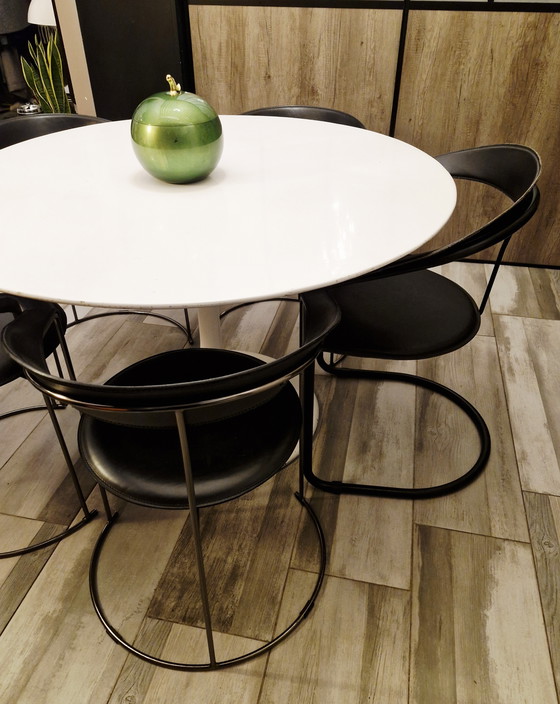 Image 1 of Suite de 5 Chaises Cuirs, Canasta d' Arrben Italy Vintage 1980