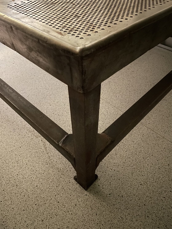 Image 1 of Mesa de centro de acero de los años 60