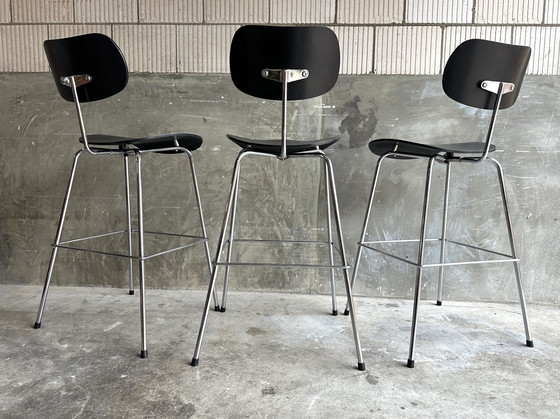 Image 1 of (22) Chaises de bar / tabourets de bar Wilde + Spieth SB 68 – à l'unité ou en lot