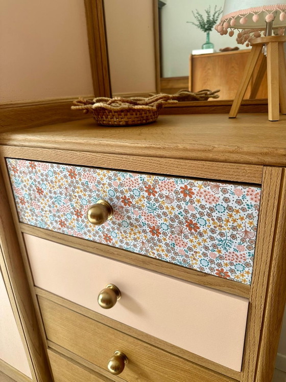 Asymmetrische Vintage Kledingkast, Hout & Poederroze – Kledingkasten, Wood (photo 6 of 9)