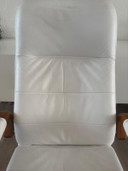 Vintage "Dream Seat AP" Relax Armchair – White/Cream Leather & Wood
