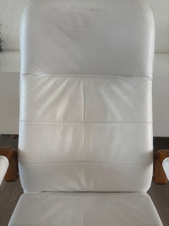 Image 1 of Vintage "Dream Seat AP" Relax Fauteuil – Wit/Crème Leer & Hout
