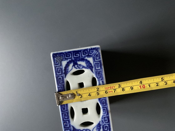 Image 1 of Ancien oreiller à opium en porcelaine , XIX ème siècle , Chine 