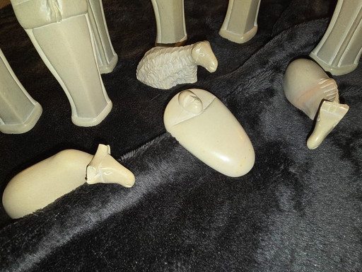 Prachtige 12 delige beeldengroep kerststal