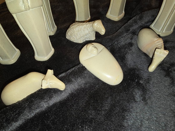 Image 1 of Prachtige 12 delige beeldengroep kerststal