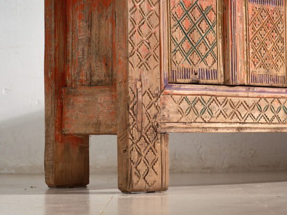Antiker geschnitzter polychromer Unterschrank aus Tanne – Xinjiang, ca. 1900 – Sideboard (photo 16 of 39)