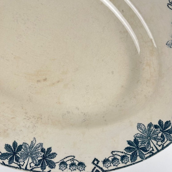 Image 1 of Plato ovalado, modelo "Túnez", de Longwy, finales del siglo XIX.