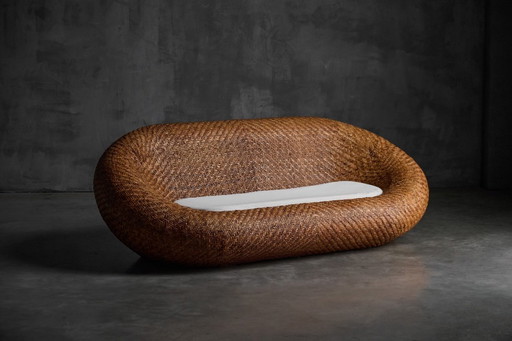 Sofá de mimbre tejido de mediados de siglo, Francia, década de 1970