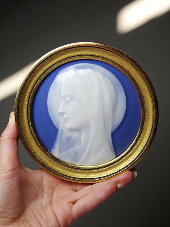 Image 1 of Par de medallones religiosos de porcelana de Limoges, circa 1900-1930.