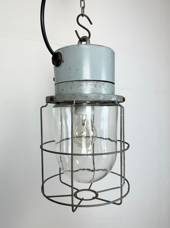 Image 1 of Lampada industriale a gabbia in alluminio con vetro trasparente di Elektrosvit, anni '70