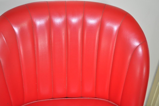 Silla giratoria de polipiel roja, años 50 – Sillas giratorias (photo 5 of 5)