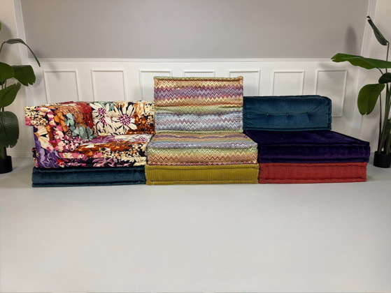 Image 1 of Roche Bobois Mah Jong Sofa Stoff 3-Sitzer handgefertigt MahJong Bunt Frankreich