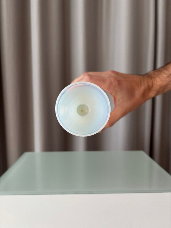 Vaso in vetro opalescente, Bianco, Vasi (foto 6 di 7)